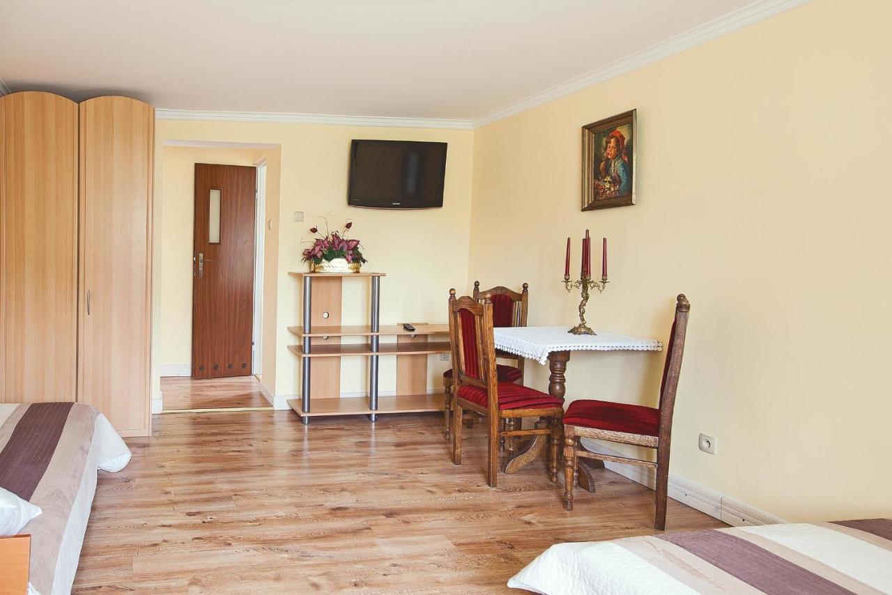 Pokoje Goscinne Gazda Polanica-Zdrój Habitación foto