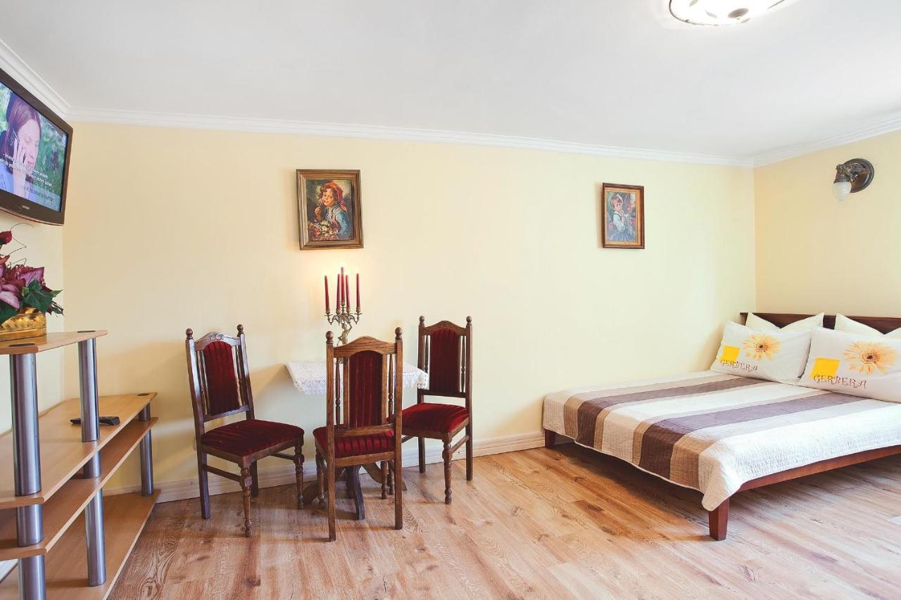Pokoje Goscinne Gazda Polanica-Zdrój Habitación foto